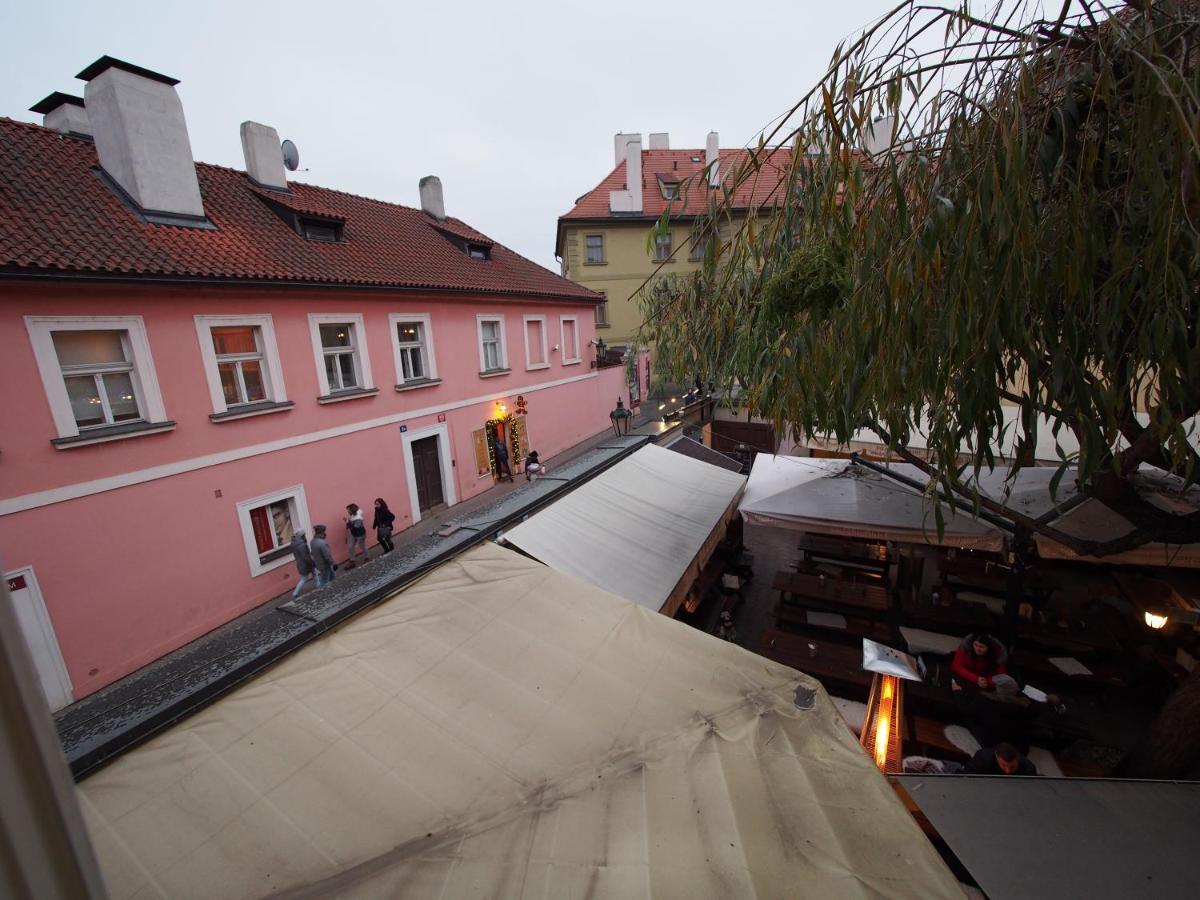 White Swan Boutique Apartments Prague Ngoại thất bức ảnh