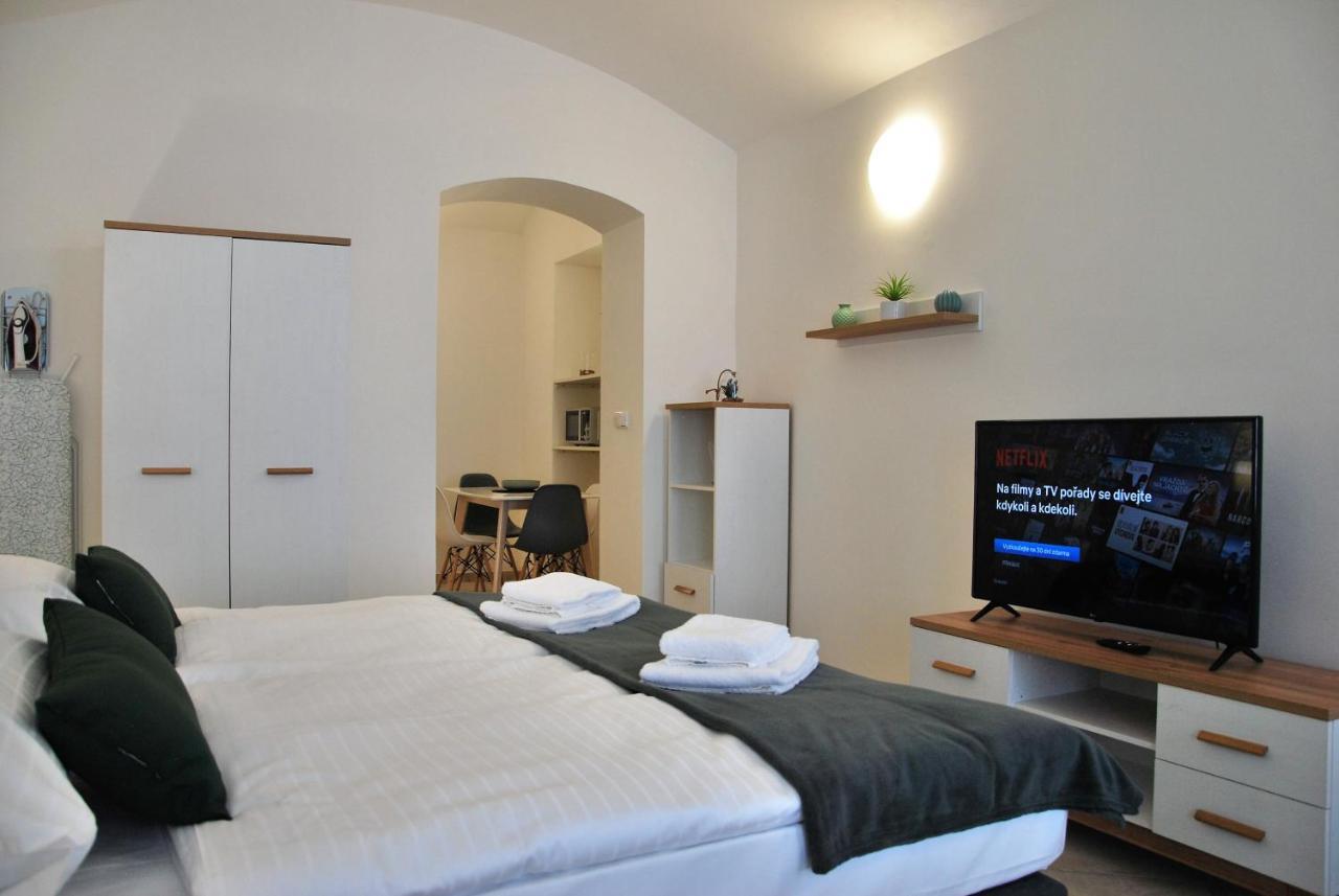 White Swan Boutique Apartments Prague Ngoại thất bức ảnh