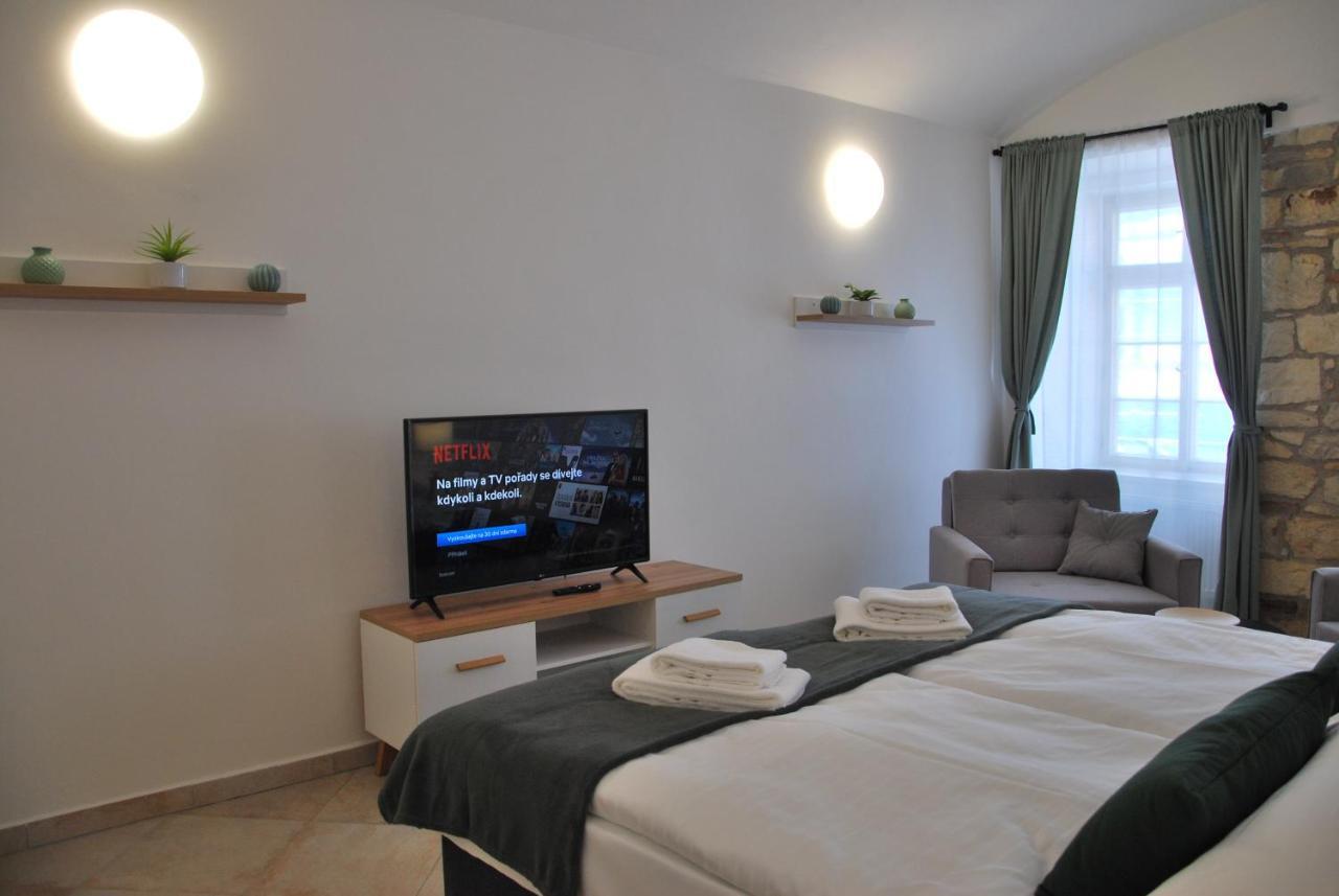 White Swan Boutique Apartments Prague Ngoại thất bức ảnh