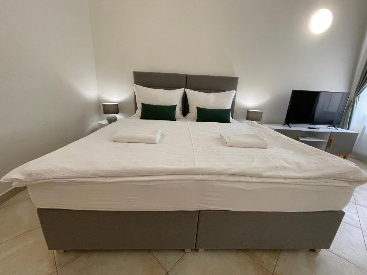 White Swan Boutique Apartments Prague Ngoại thất bức ảnh