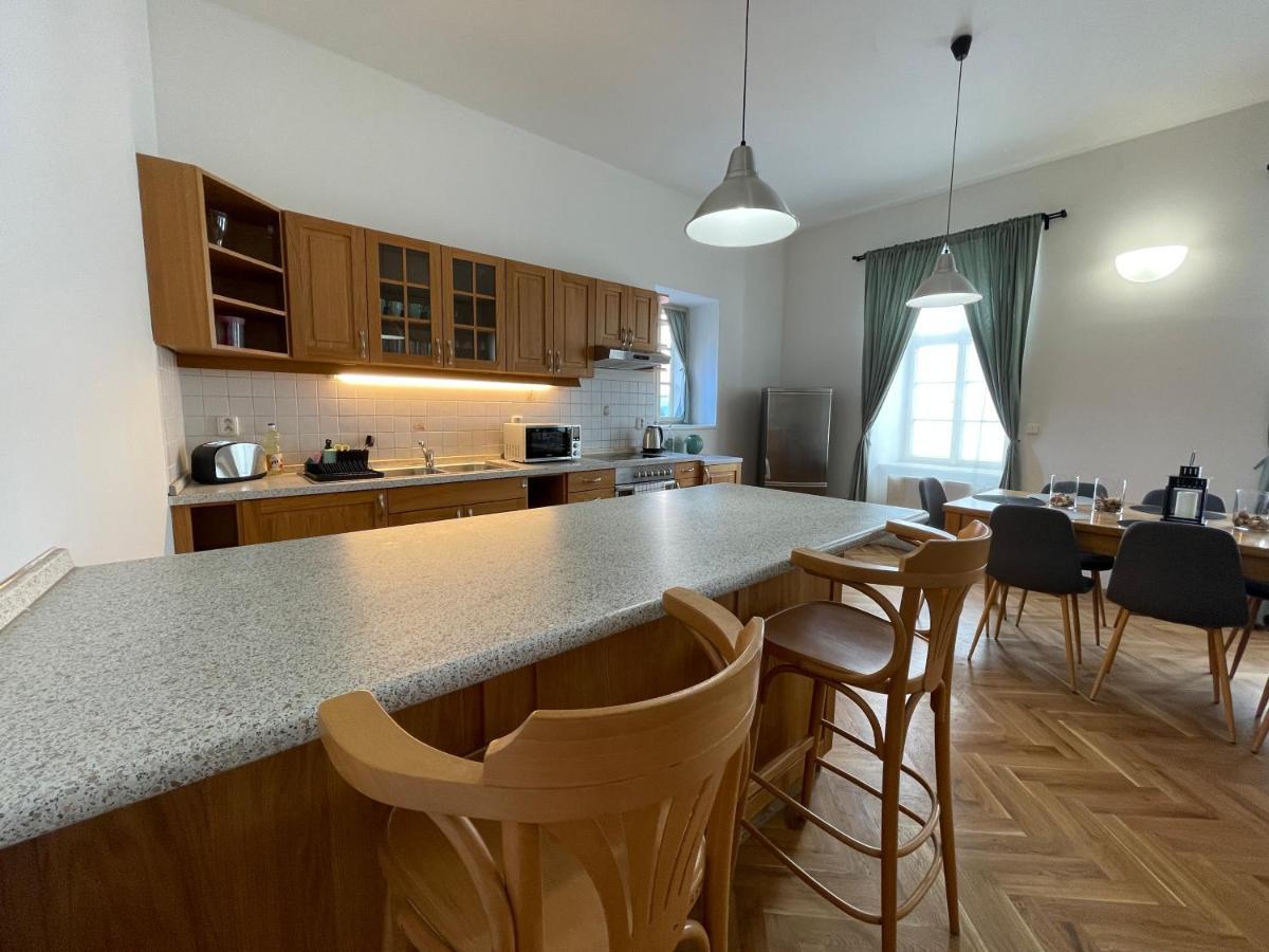 White Swan Boutique Apartments Prague Ngoại thất bức ảnh