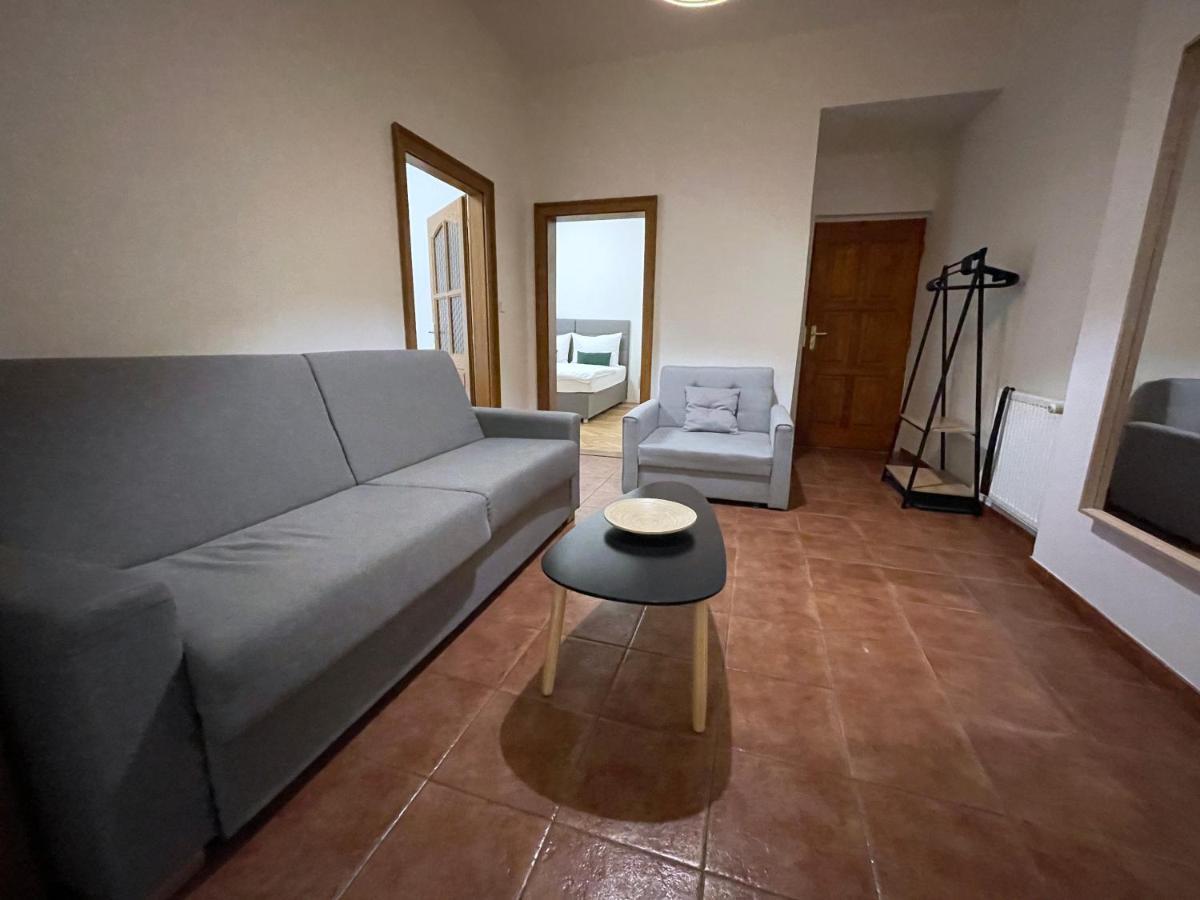 White Swan Boutique Apartments Prague Ngoại thất bức ảnh