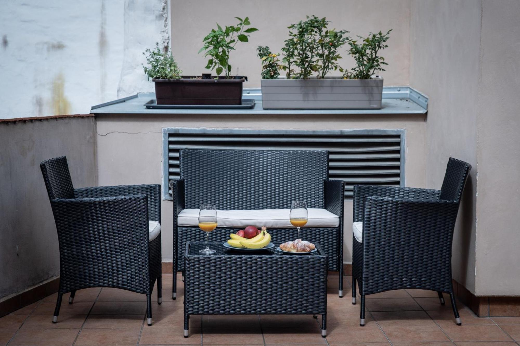 White Swan Boutique Apartments Prague Ngoại thất bức ảnh